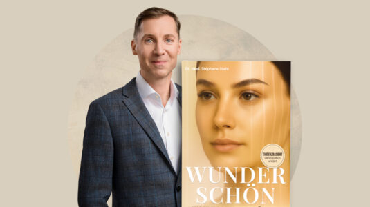 Portraitbild mit Buchcover Dr. Stahl